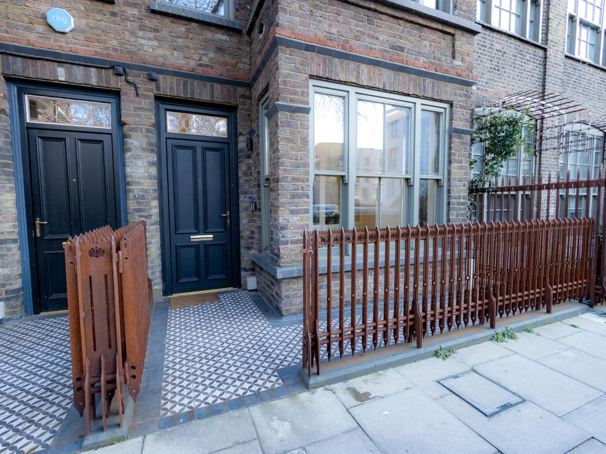 Modern Deluxe Five Bedroom House Near Chalk Farm Station By Belvilla London Eksteriør billede