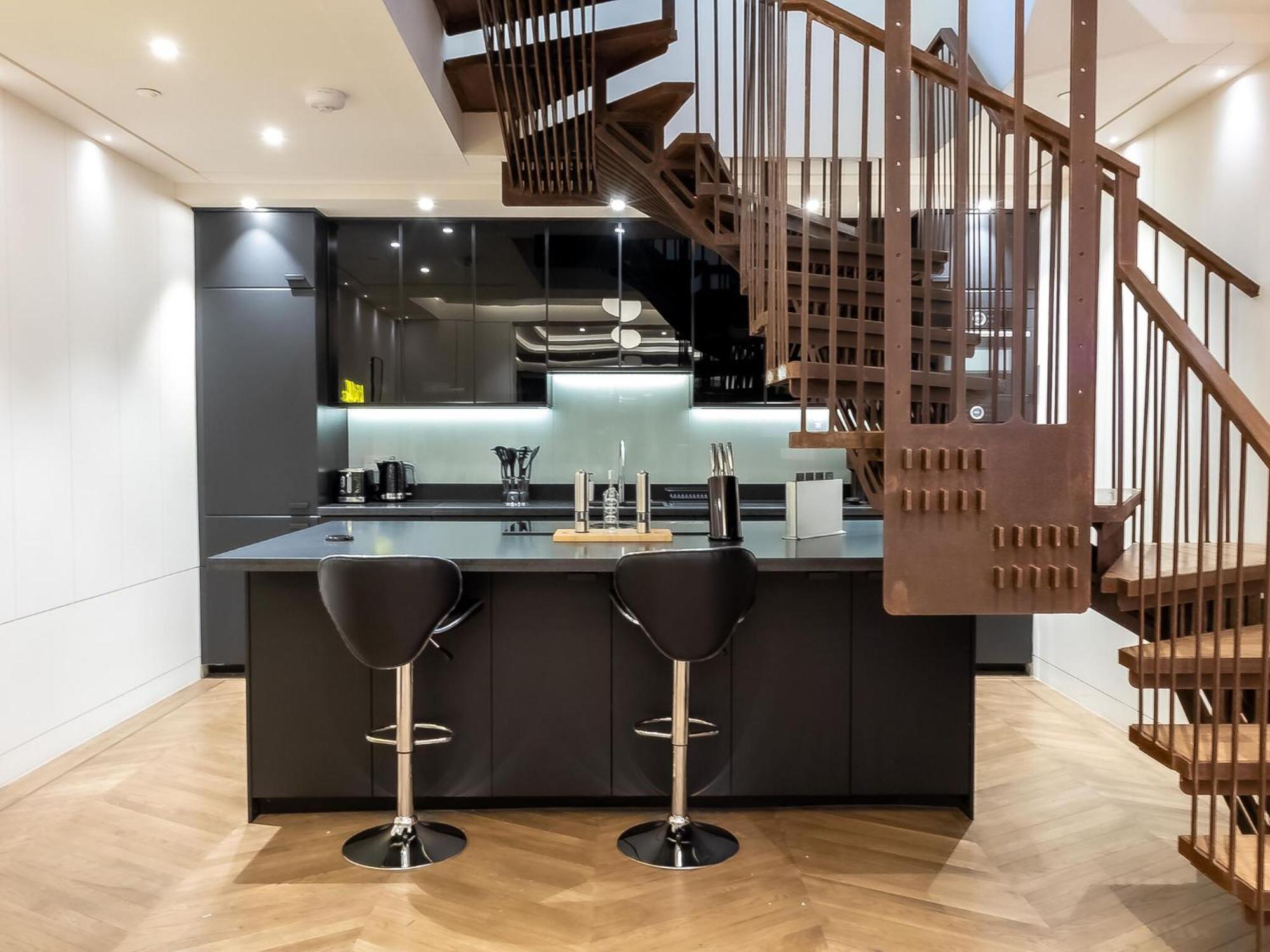 Modern Deluxe Five Bedroom House Near Chalk Farm Station By Belvilla London Eksteriør billede