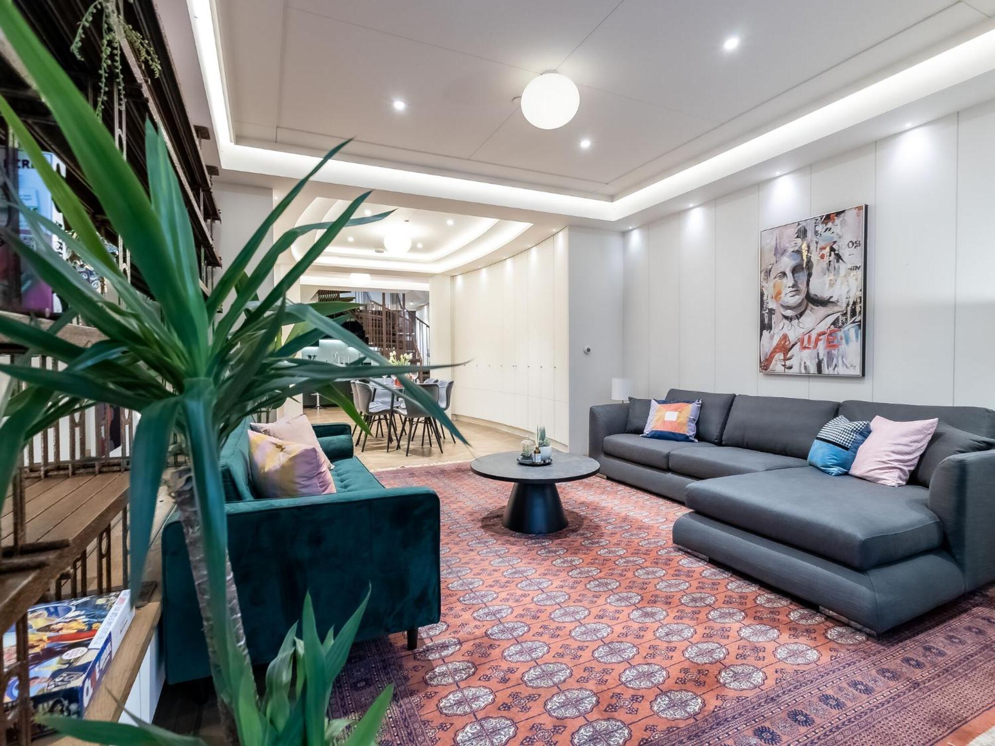 Modern Deluxe Five Bedroom House Near Chalk Farm Station By Belvilla London Eksteriør billede